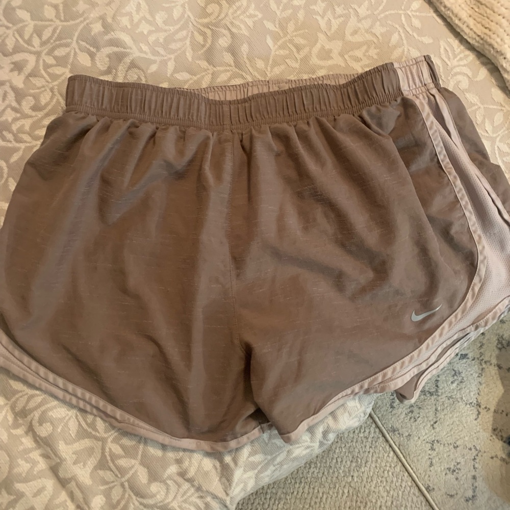 Nike dri fit shorts in XL